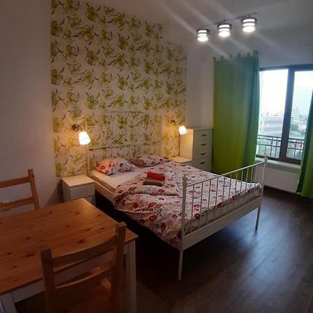 Romantic Calm Apartments Piata Universitate Bukareszt Zewnętrze zdjęcie